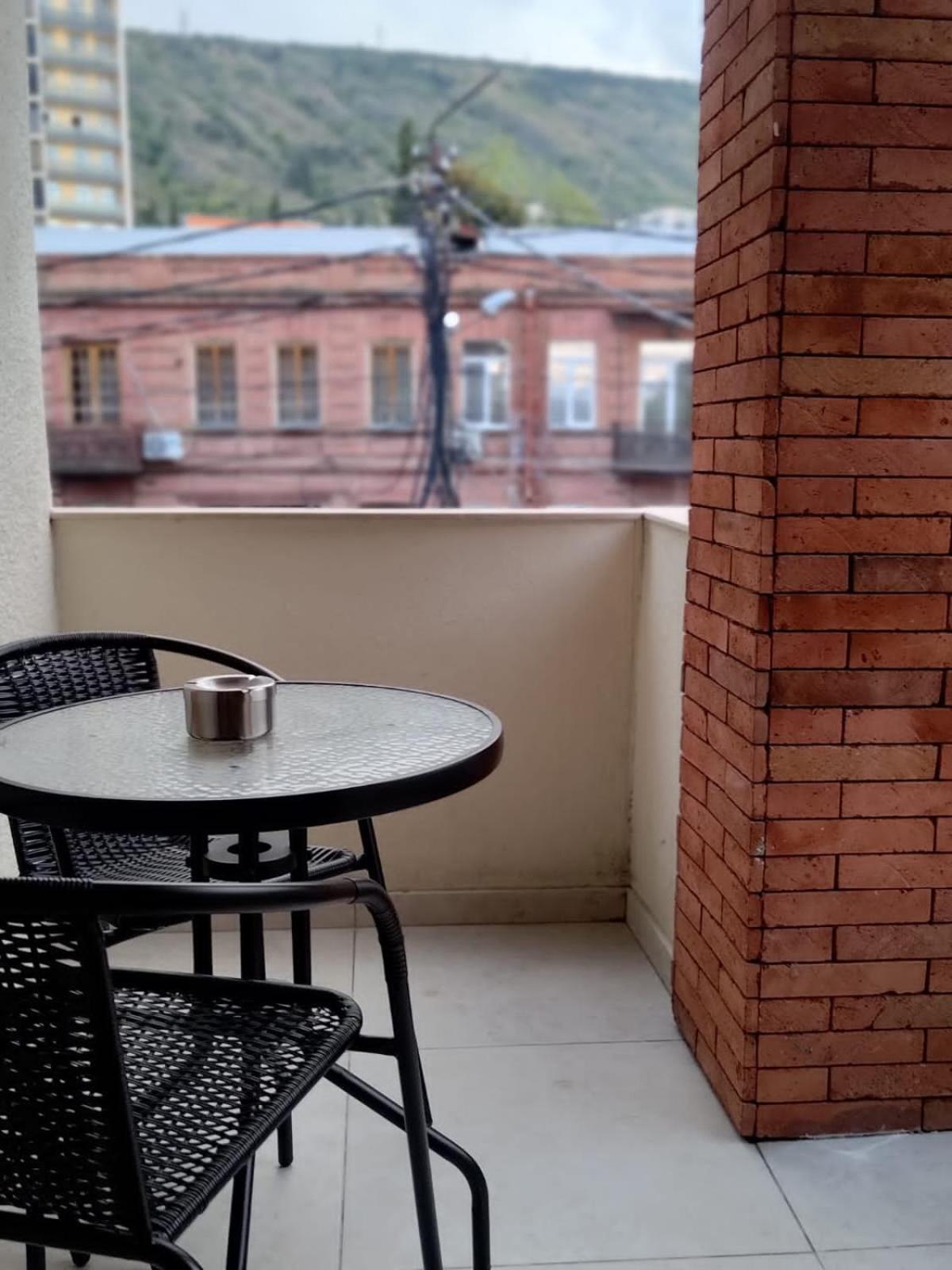Hotel Well Inn Tbilisi Exterior photo